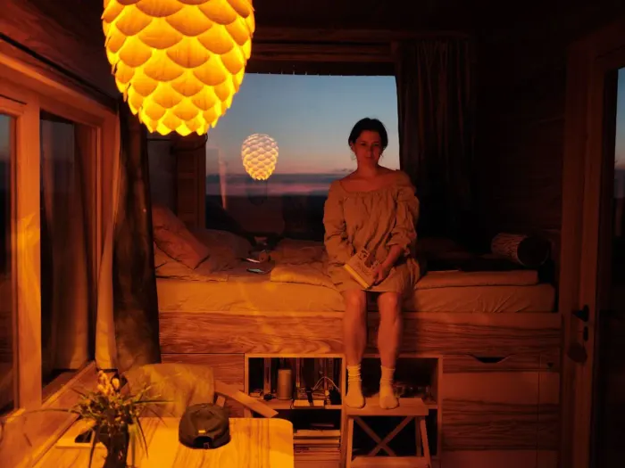 Glamping Na Malém Háji – ranní mlhy nad Krušnými horami